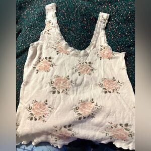 ‼️RARE‼️🎸CHASER🎸🔥NWOT🔥Floral Lace Trimmed Tank—